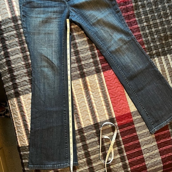 Liz Claiborne Secretly Slender
Fit Bootcut Size 4P - Picture 7 of 10